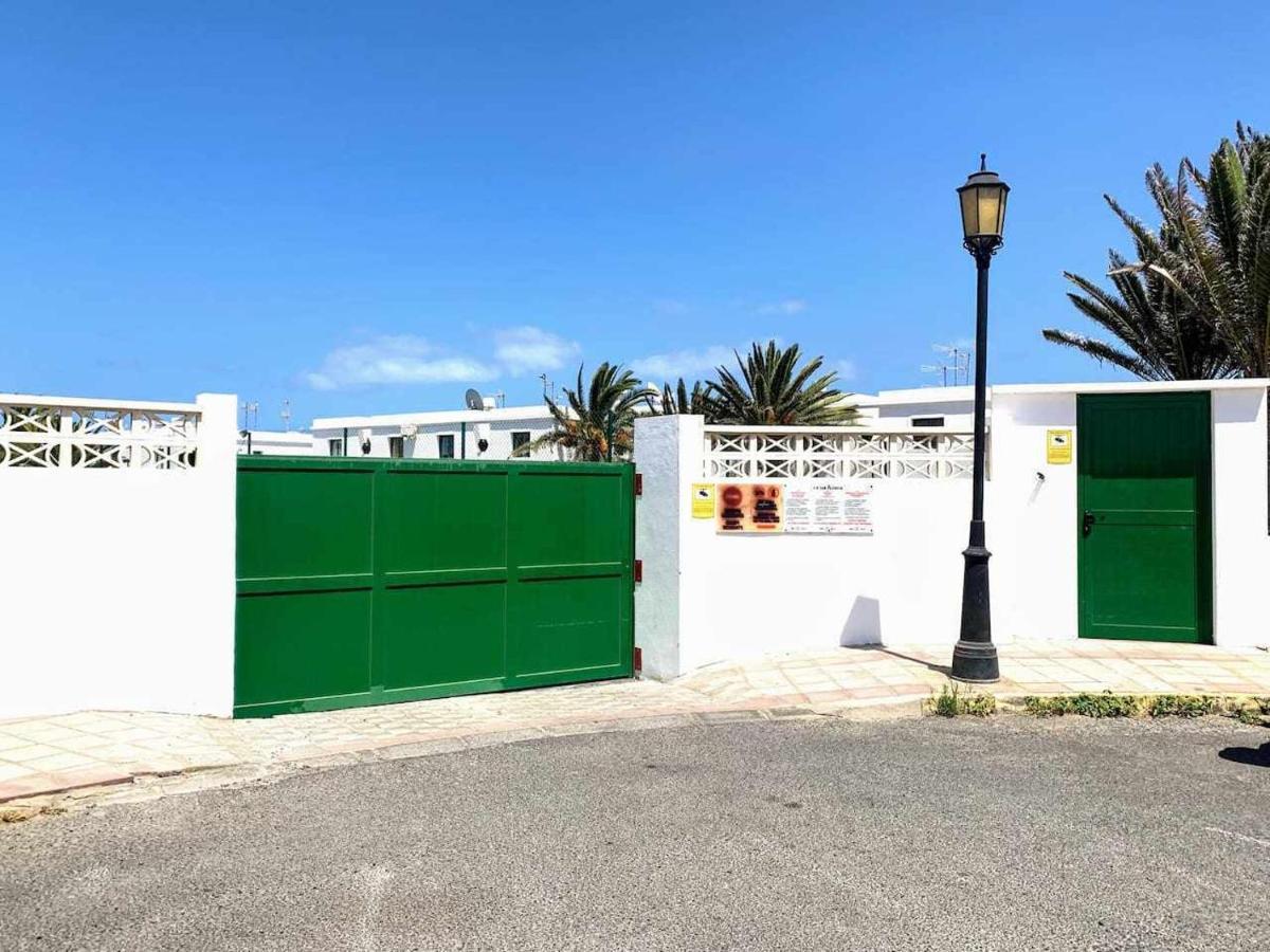 Blue Island Pool View & Wi-Fi By Irent Fuerteventura Apartment คอร์ราเลโฮ ภายนอก รูปภาพ