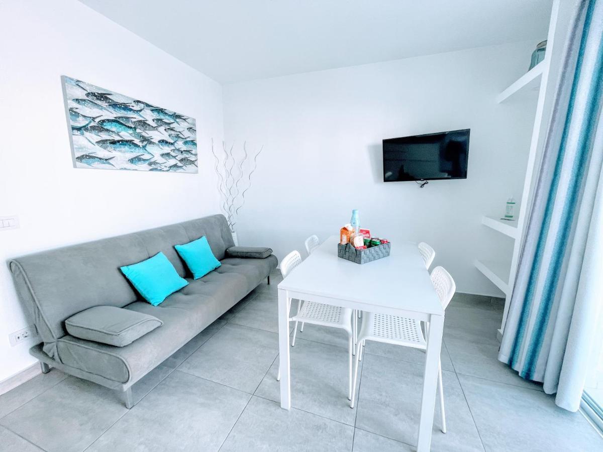 Blue Island Pool View & Wi-Fi By Irent Fuerteventura Apartment คอร์ราเลโฮ ภายนอก รูปภาพ